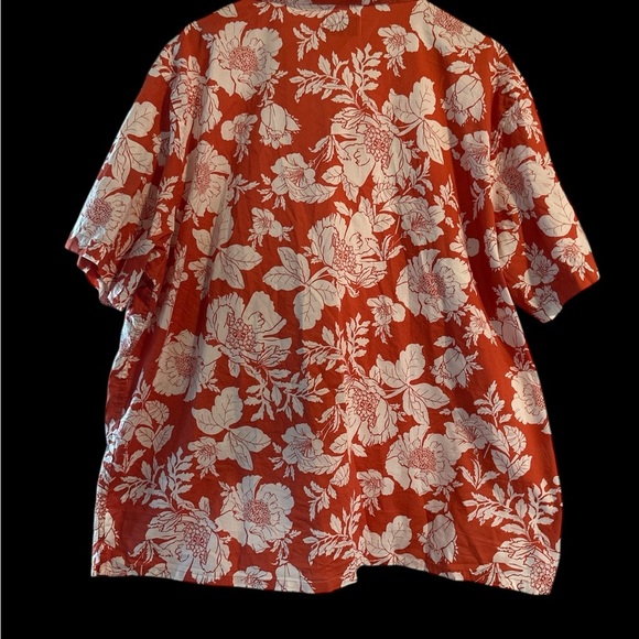 Old Navy Red and White Casual Button Down Shirt - Picture 2 of 5